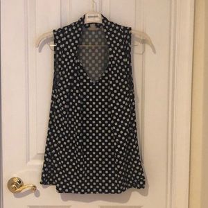 Banana Republic black pleated top with dots